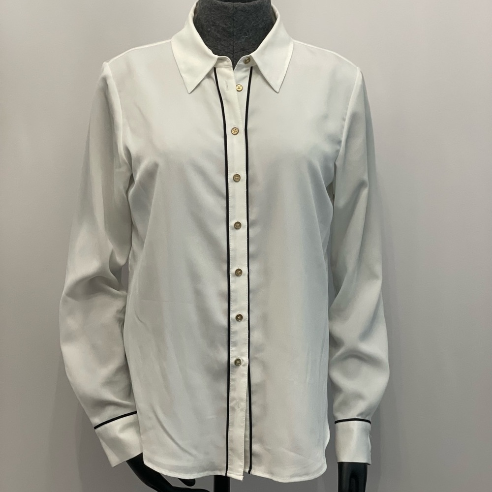 Calvin Klein long-sleeve buttoned shirt